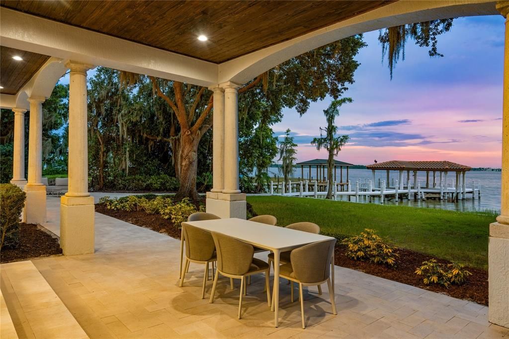 En Venta: $5,999,000 (5 camas, 4 baños, 5511 Pies cuadrados)