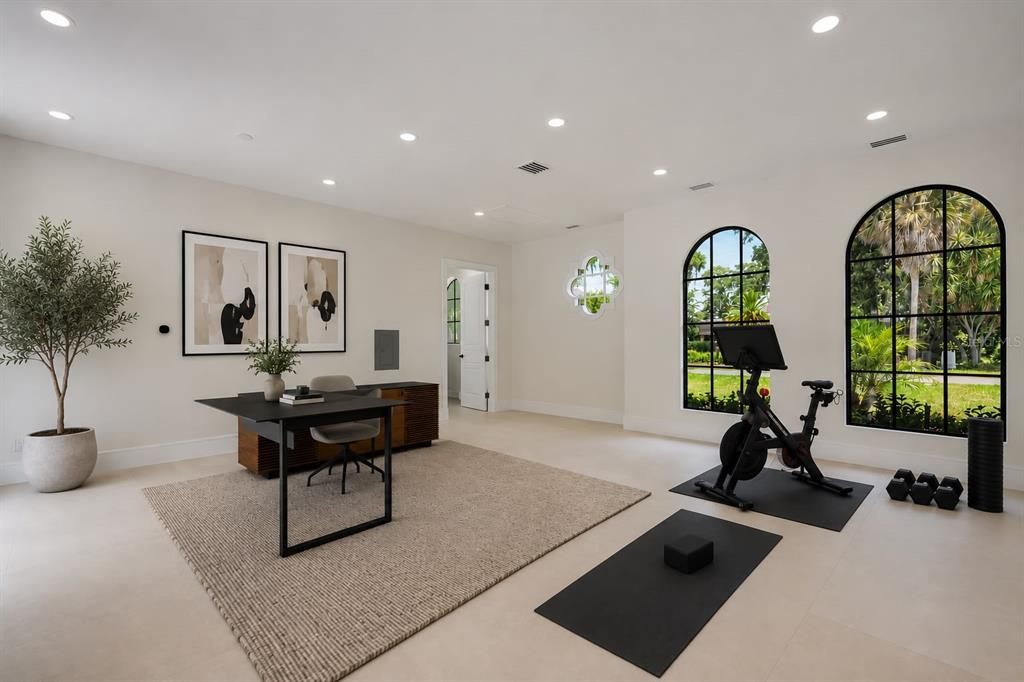 En Venta: $5,999,000 (5 camas, 4 baños, 5511 Pies cuadrados)