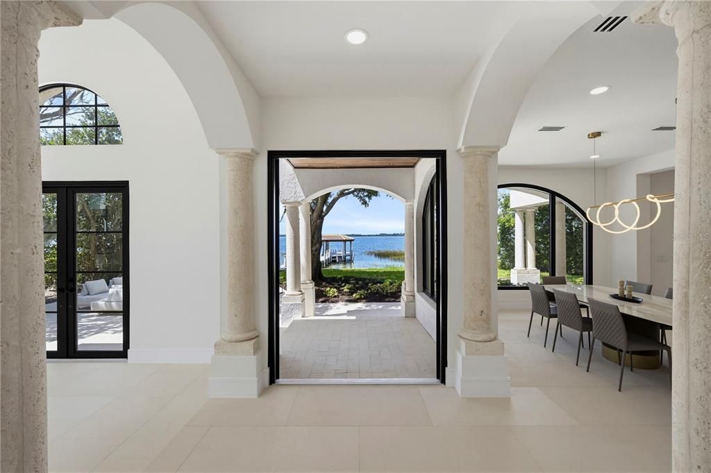 En Venta: $5,999,000 (5 camas, 4 baños, 5511 Pies cuadrados)
