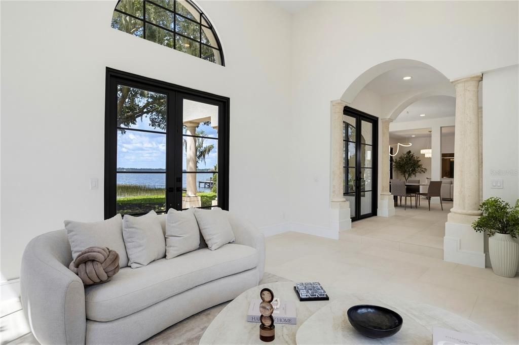 En Venta: $5,999,000 (5 camas, 4 baños, 5511 Pies cuadrados)