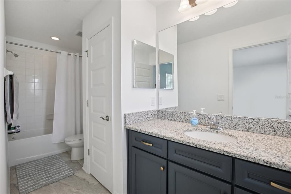 Active With Contract: $1,095,000 (6 beds, 5 baths, 5506 Square Feet)