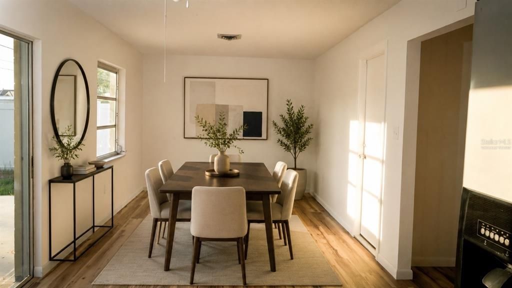 En Venta: $300,000 (3 camas, 2 baños, 1099 Pies cuadrados)