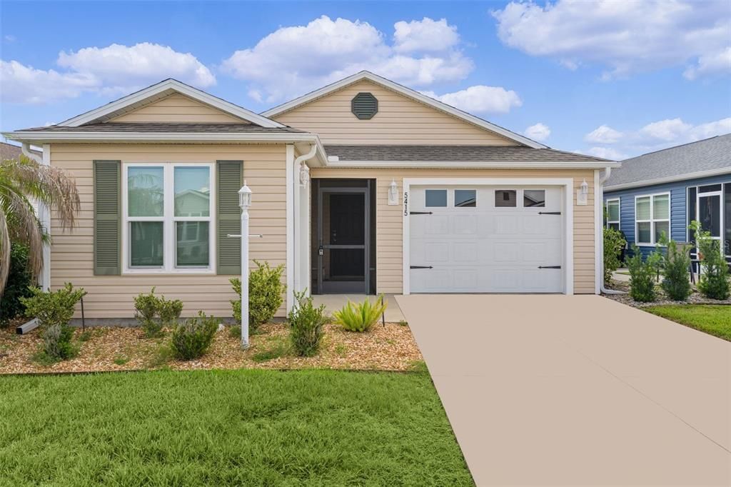 For Sale: $309,000 (2 beds, 2 baths, 1295 Square Feet)