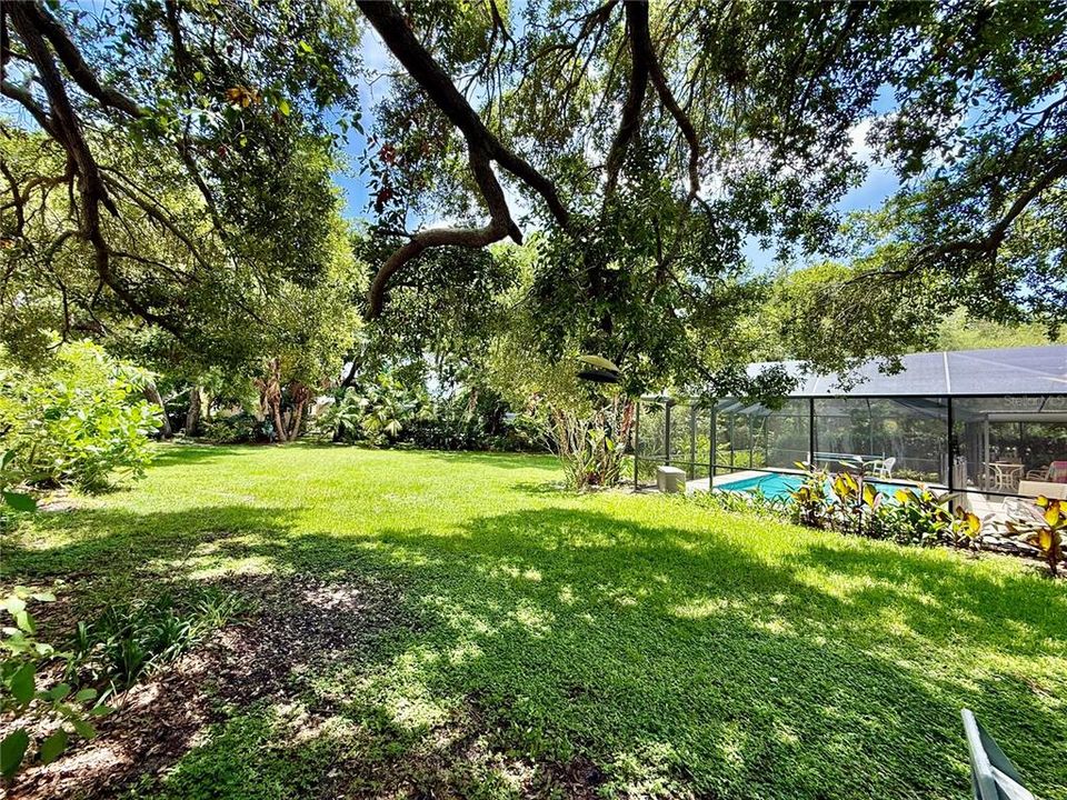 For Sale: $774,500 (4 beds, 4 baths, 2496 Square Feet)