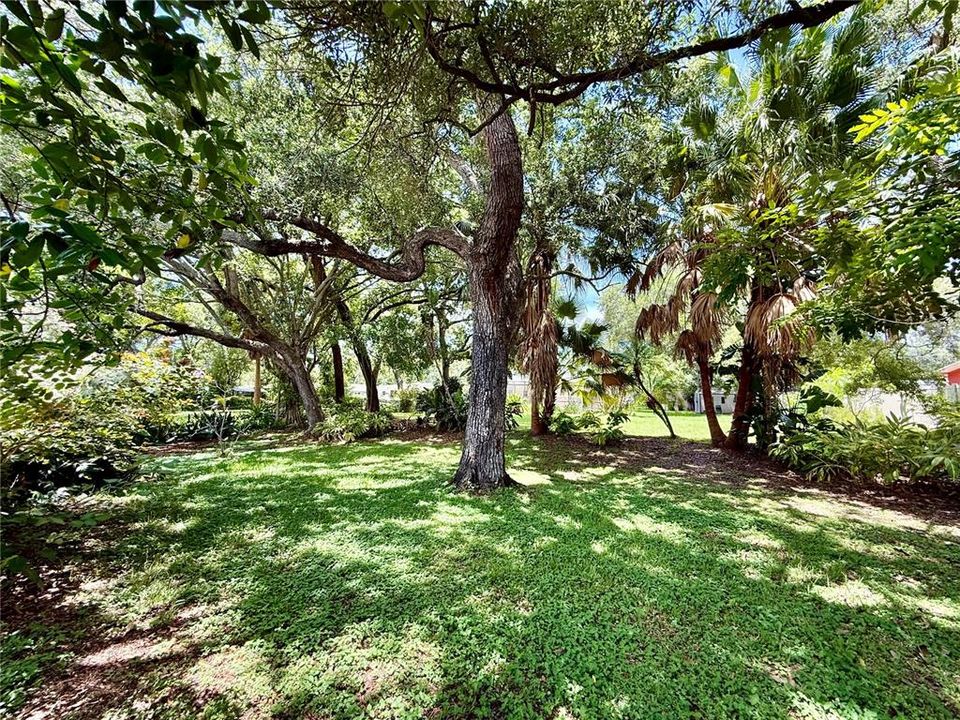 For Sale: $774,500 (4 beds, 4 baths, 2496 Square Feet)