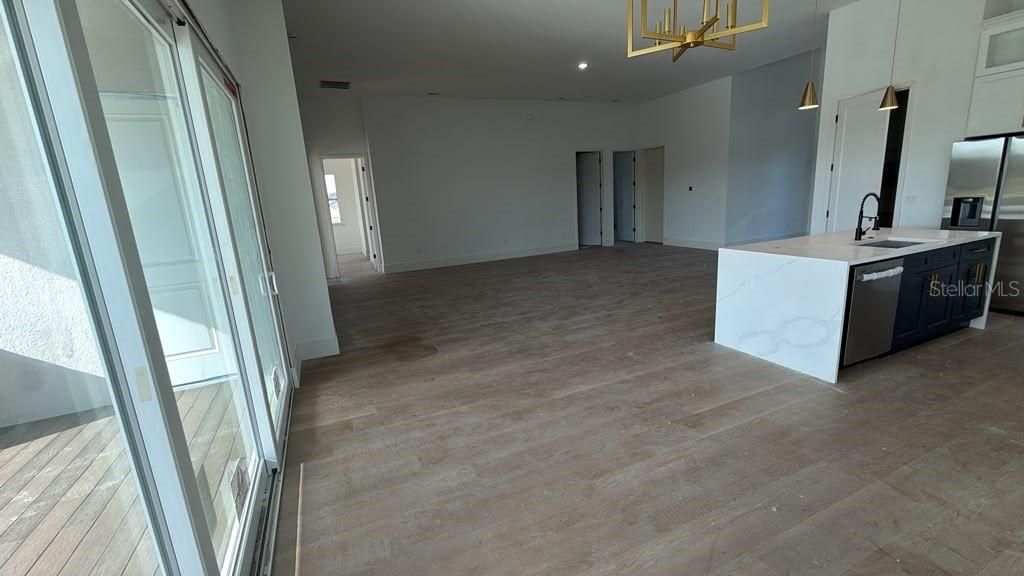 For Sale: $869,000 (4 beds, 3 baths, 2346 Square Feet)