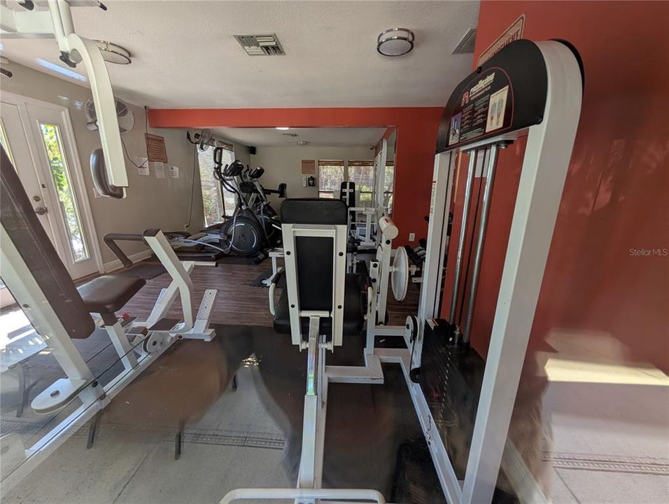 В аренду: $1,255 (1 спален, 1 ванн, 814 Квадратных фут)