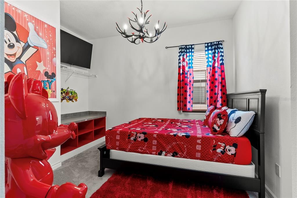 En Venta: $1,625,000 (10 camas, 9 baños, 4162 Pies cuadrados)