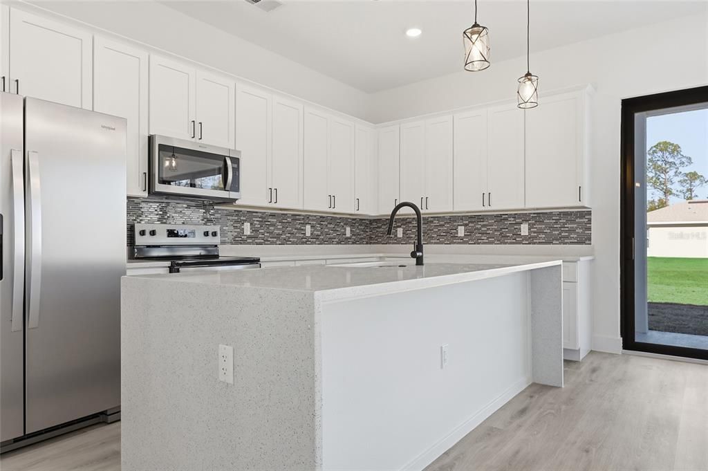 For Sale: $399,900 (4 beds, 3 baths, 2222 Square Feet)