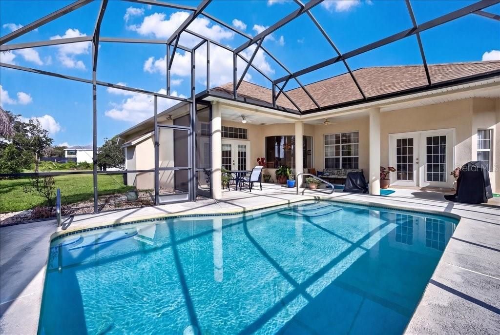 En Venta: $750,000 (3 camas, 2 baños, 1947 Pies cuadrados)