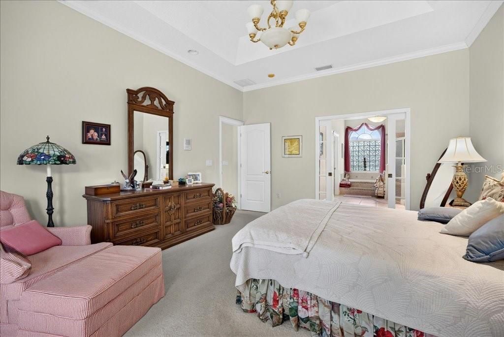 En Venta: $750,000 (3 camas, 2 baños, 1947 Pies cuadrados)