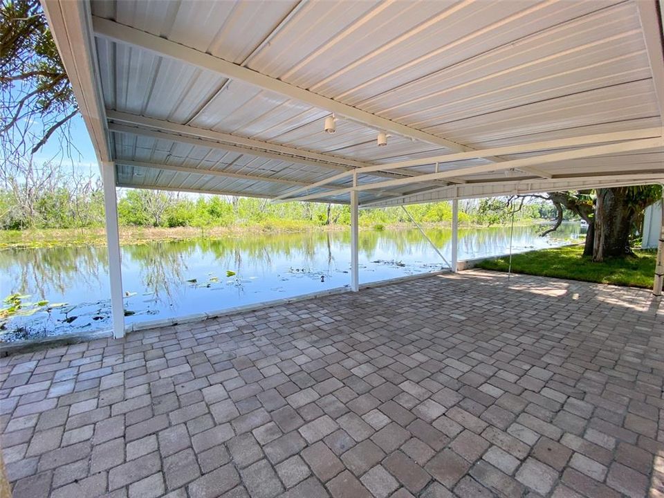 For Rent: $1,999 (2 beds, 2 baths, 760 Square Feet)