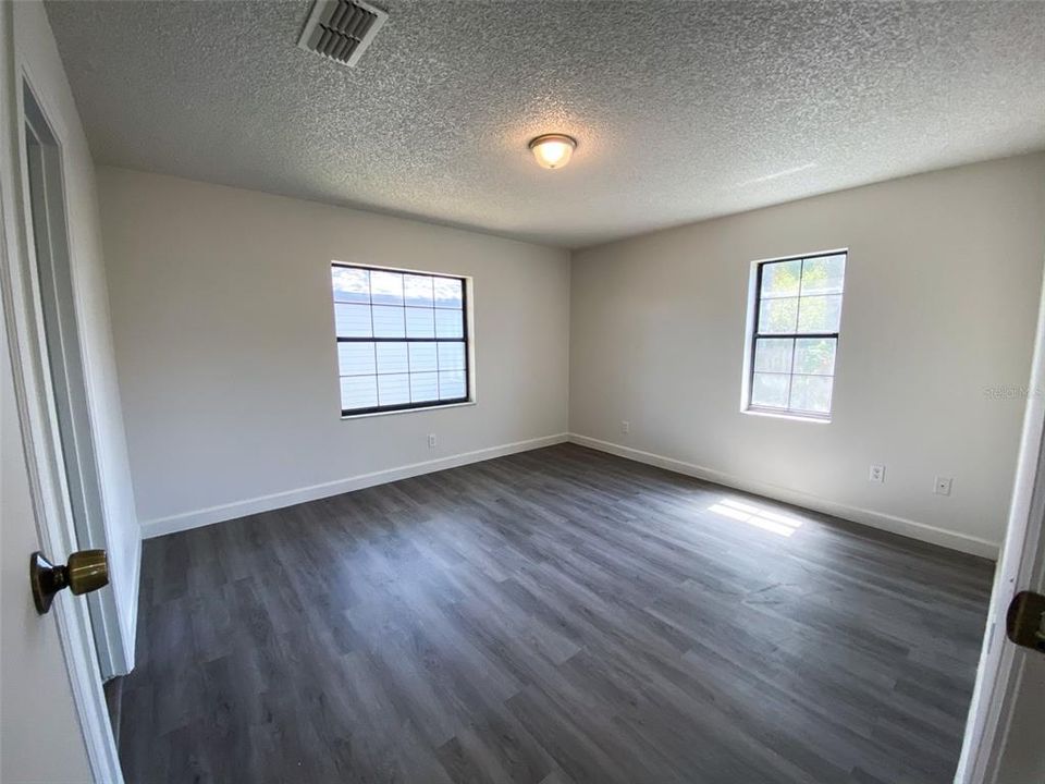 For Rent: $1,999 (2 beds, 2 baths, 760 Square Feet)