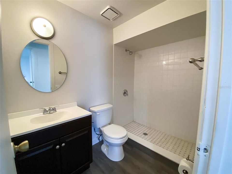 For Rent: $1,999 (2 beds, 2 baths, 760 Square Feet)