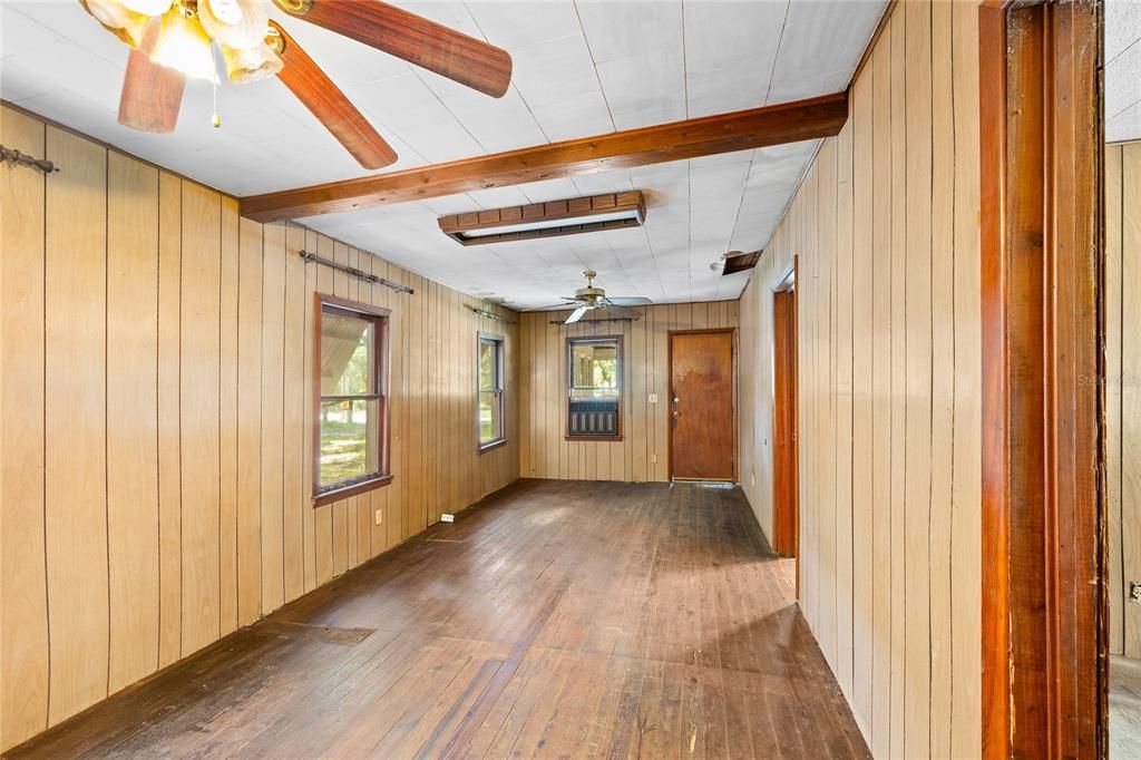 En Venta: $195,000 (2 camas, 1 baños, 640 Pies cuadrados)