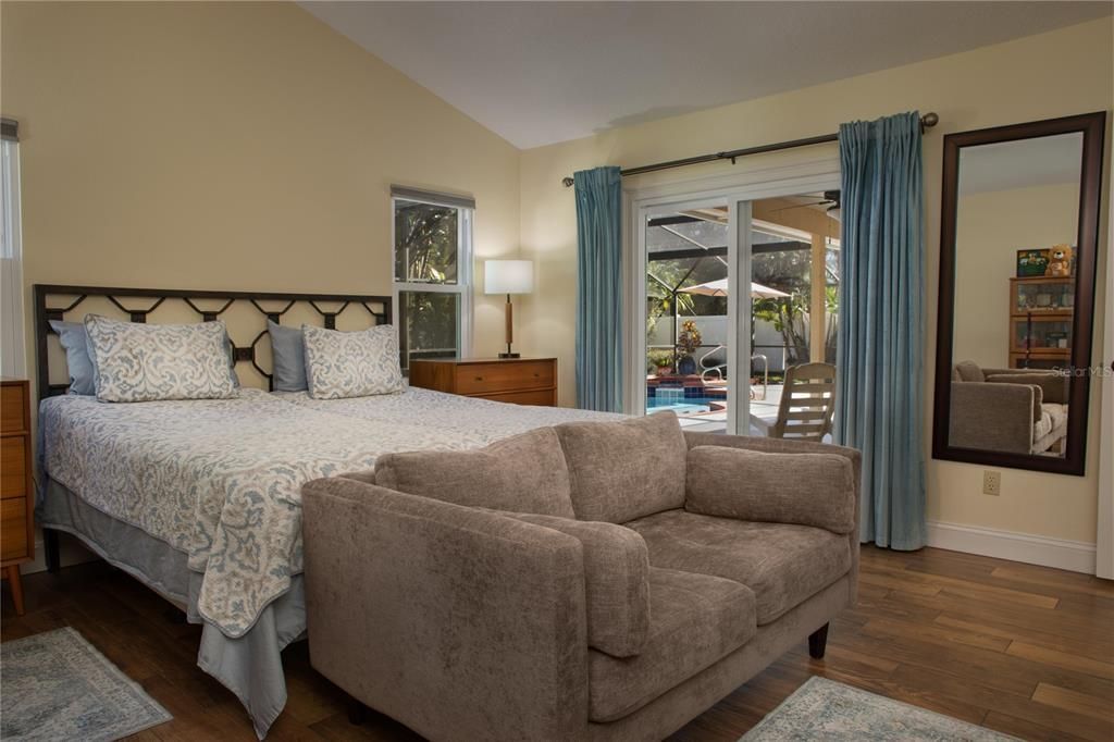 For Sale: $589,000 (4 beds, 2 baths, 2197 Square Feet)