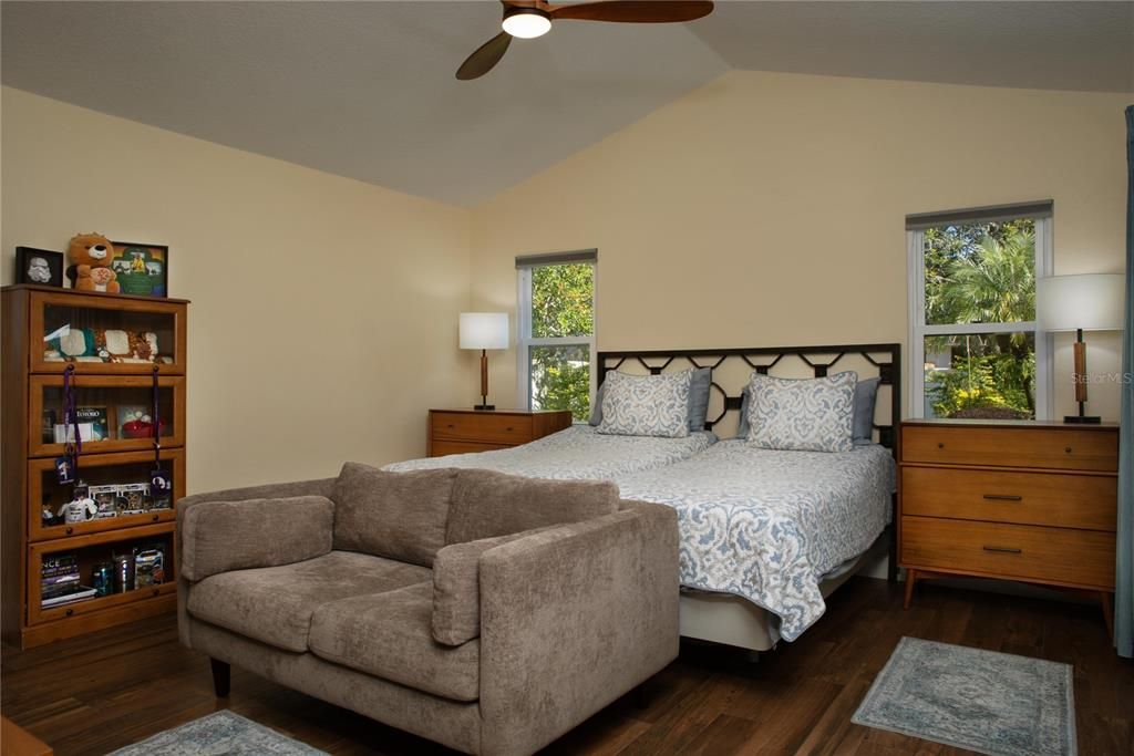 For Sale: $589,000 (4 beds, 2 baths, 2197 Square Feet)