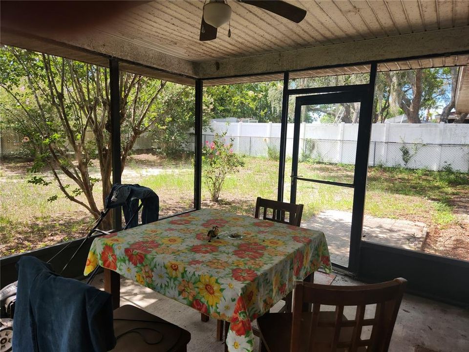 For Sale: $239,000 (3 beds, 2 baths, 1340 Square Feet)