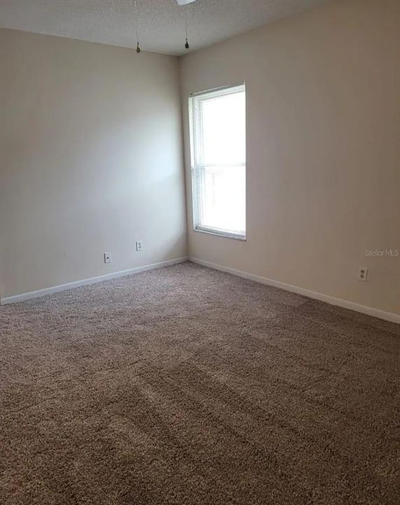 For Rent: $1,400 (2 beds, 2 baths, 955 Square Feet)
