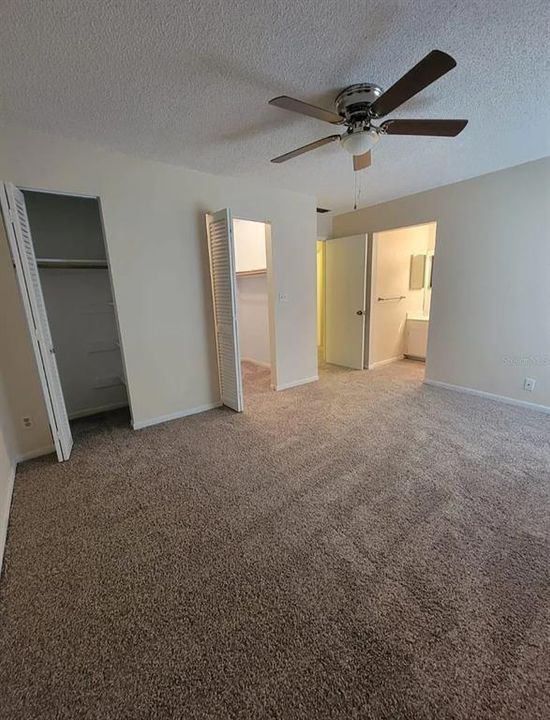 For Rent: $1,400 (2 beds, 2 baths, 955 Square Feet)