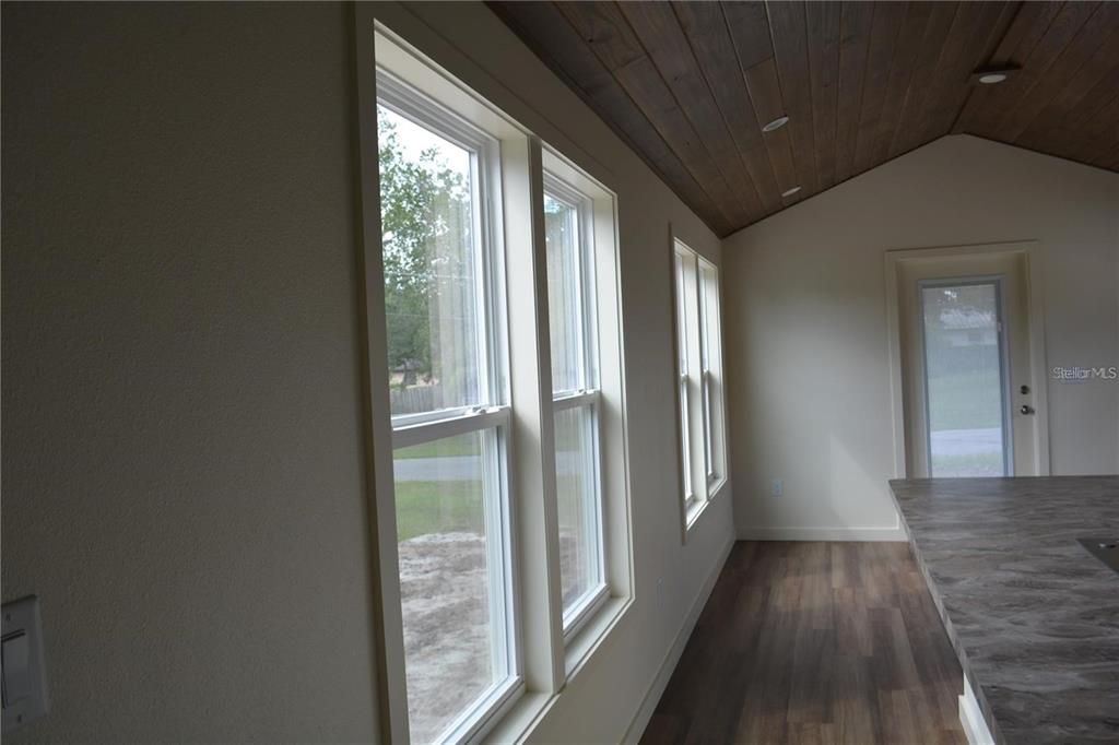 En Venta: $219,900 (1 camas, 1 baños, 423 Pies cuadrados)
