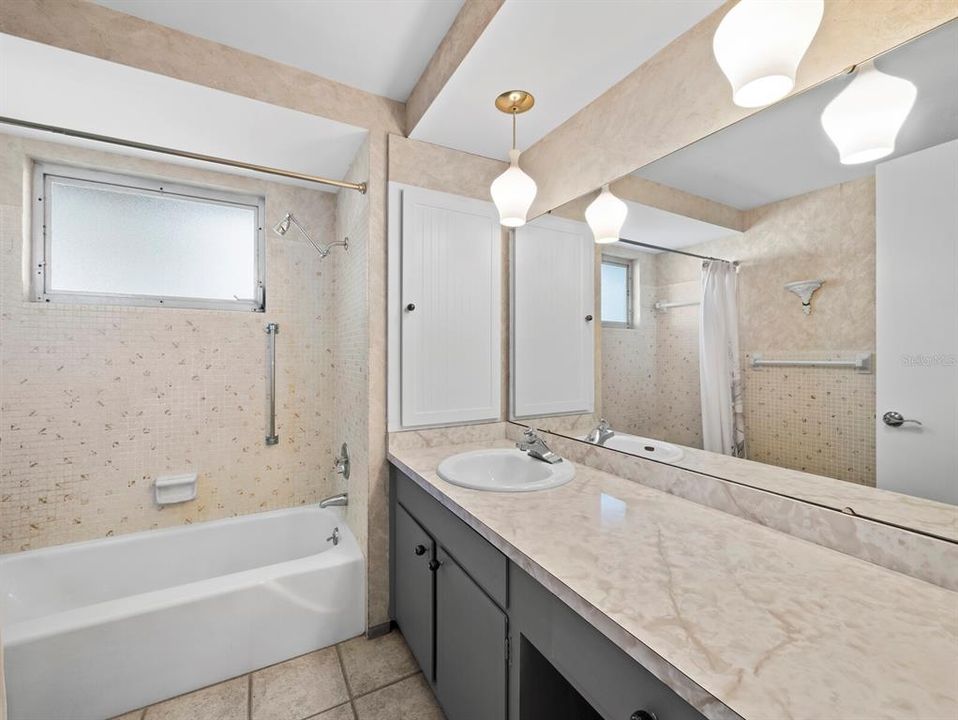 For Sale: $859,000 (3 beds, 2 baths, 2172 Square Feet)
