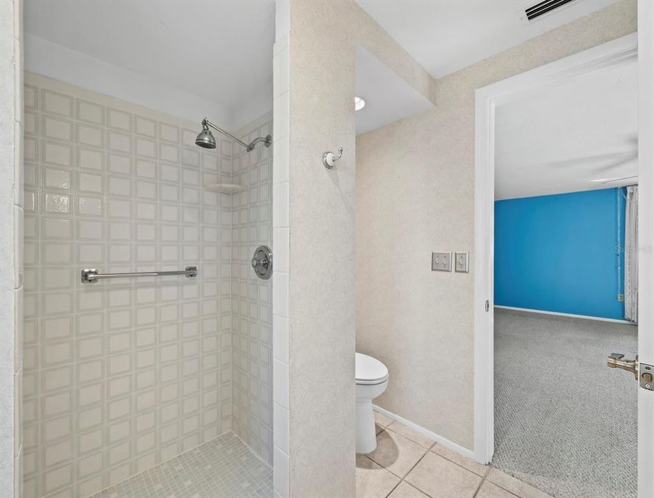 For Sale: $859,000 (3 beds, 2 baths, 2172 Square Feet)