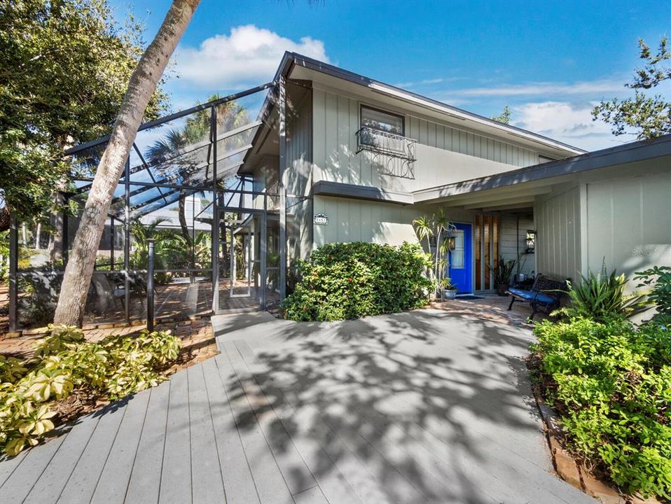 For Sale: $859,000 (3 beds, 2 baths, 2172 Square Feet)