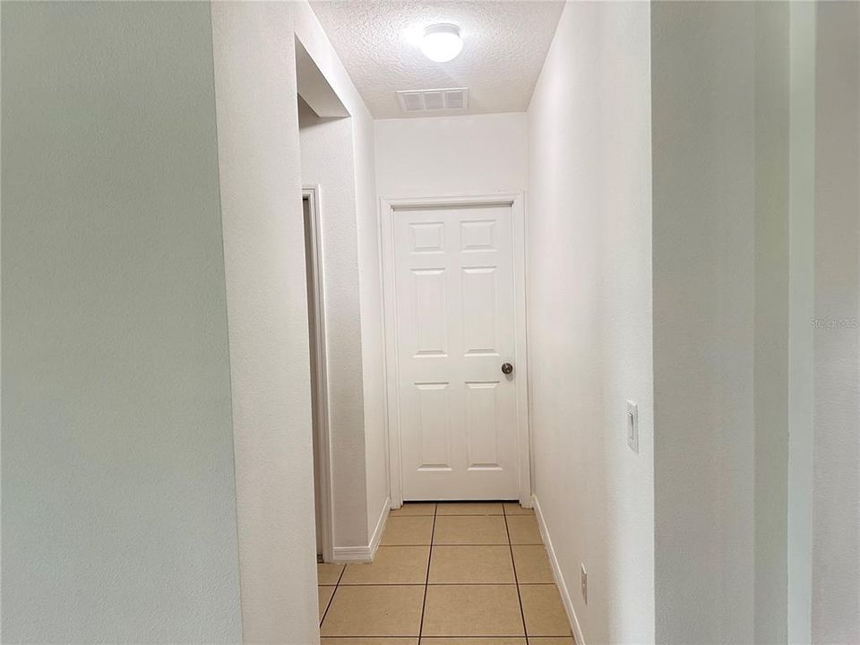 En Renta: $2,260 (4 camas, 2 baños, 1932 Pies cuadrados)