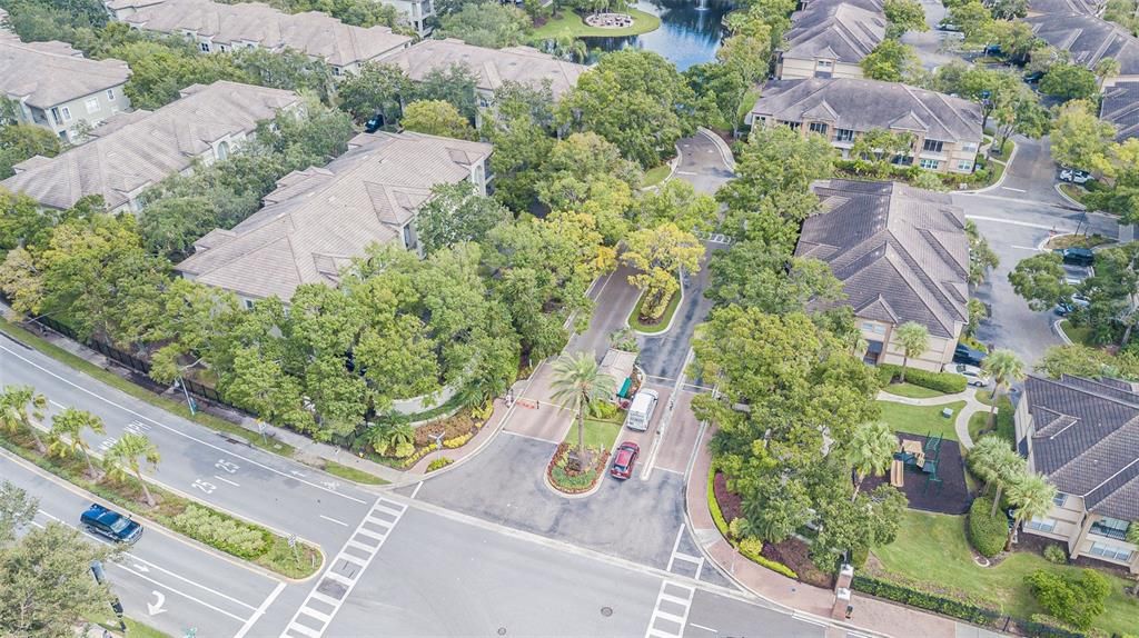 Active With Contract: $3,200 (2 beds, 2 baths, 1183 Square Feet)