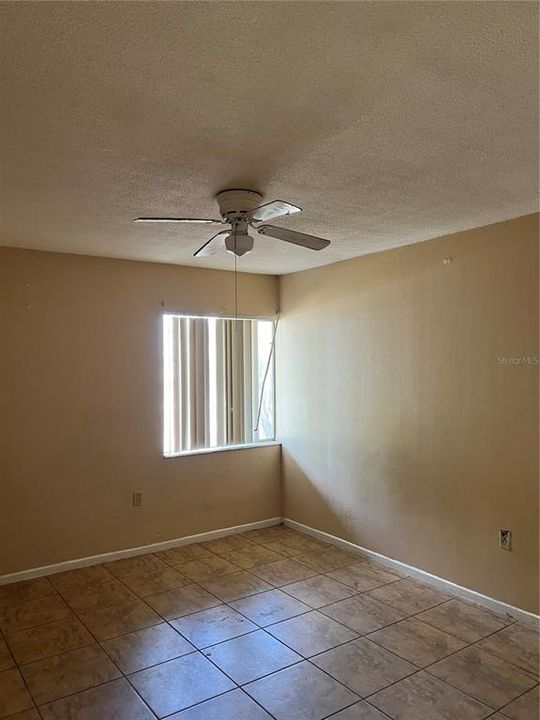 For Rent: $1,200 (1 beds, 1 baths, 600 Square Feet)