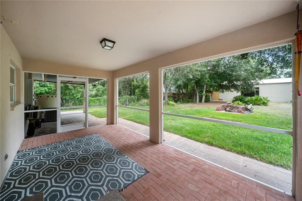 En Venta: $435,000 (3 camas, 2 baños, 1338 Pies cuadrados)