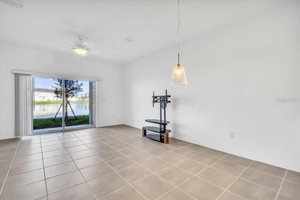 For Rent: $1,800 (2 beds, 2 baths, 1120 Square Feet)