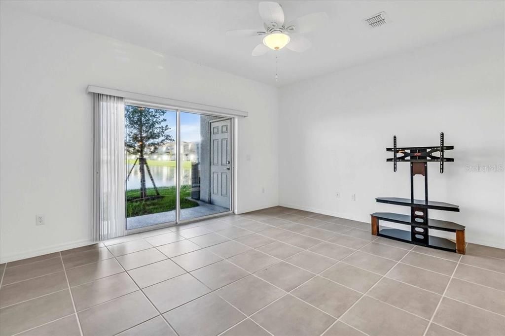 For Rent: $1,800 (2 beds, 2 baths, 1120 Square Feet)