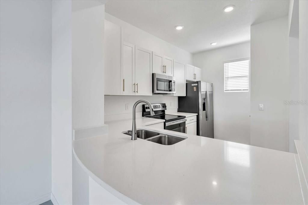 For Rent: $1,800 (2 beds, 2 baths, 1120 Square Feet)