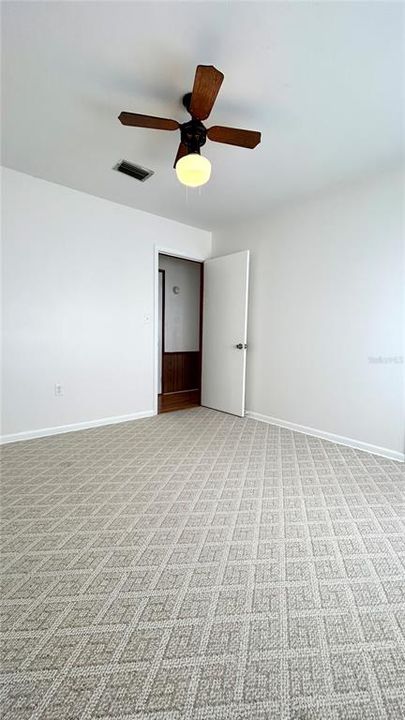 В аренду: $1,775 (3 спален, 1 ванн, 1246 Квадратных фут)