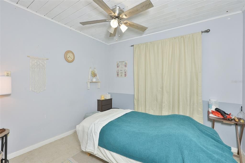 En Venta: $444,900 (4 camas, 2 baños, 2818 Pies cuadrados)