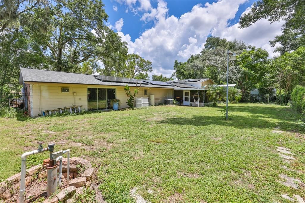 En Venta: $444,900 (4 camas, 2 baños, 2818 Pies cuadrados)