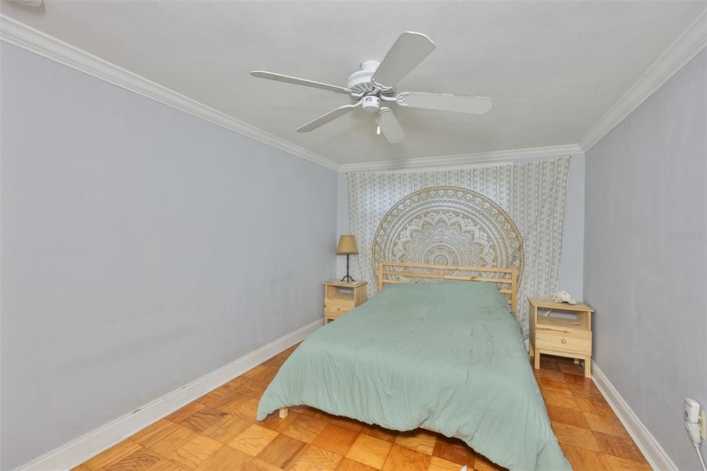En Venta: $444,900 (4 camas, 2 baños, 2818 Pies cuadrados)