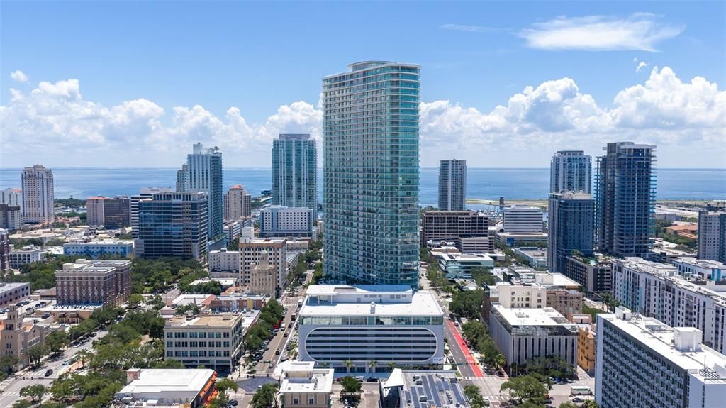 For Rent: $10,000 (3 beds, 3 baths, 1782 Square Feet)