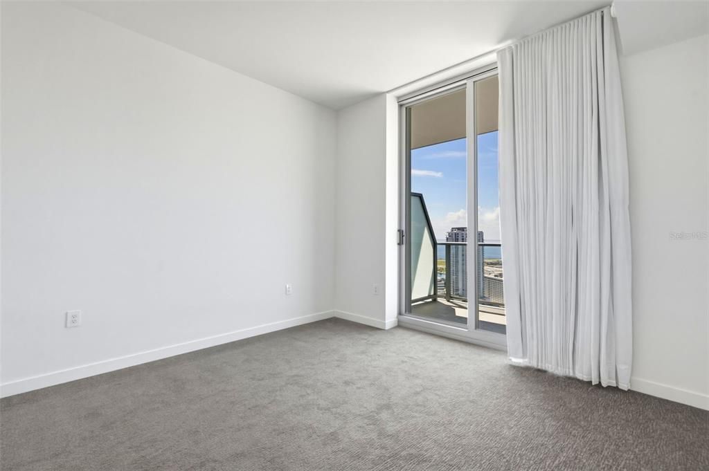 For Rent: $10,000 (3 beds, 3 baths, 1782 Square Feet)