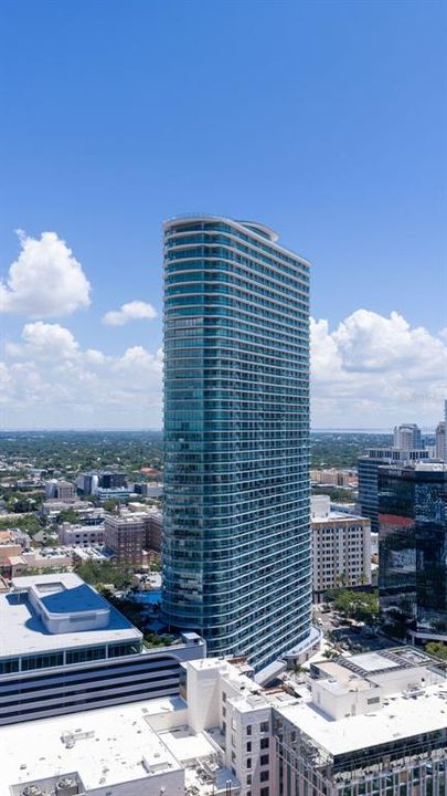 For Rent: $10,000 (3 beds, 3 baths, 1782 Square Feet)