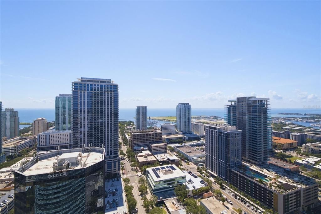 For Rent: $10,000 (3 beds, 3 baths, 1782 Square Feet)
