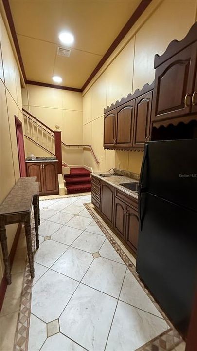 В аренду: $1,350 (2 спален, 1 ванн, 1730 Квадратных фут)