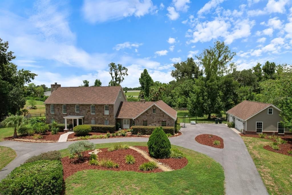 For Sale: $874,999 (4 beds, 3 baths, 4092 Square Feet)