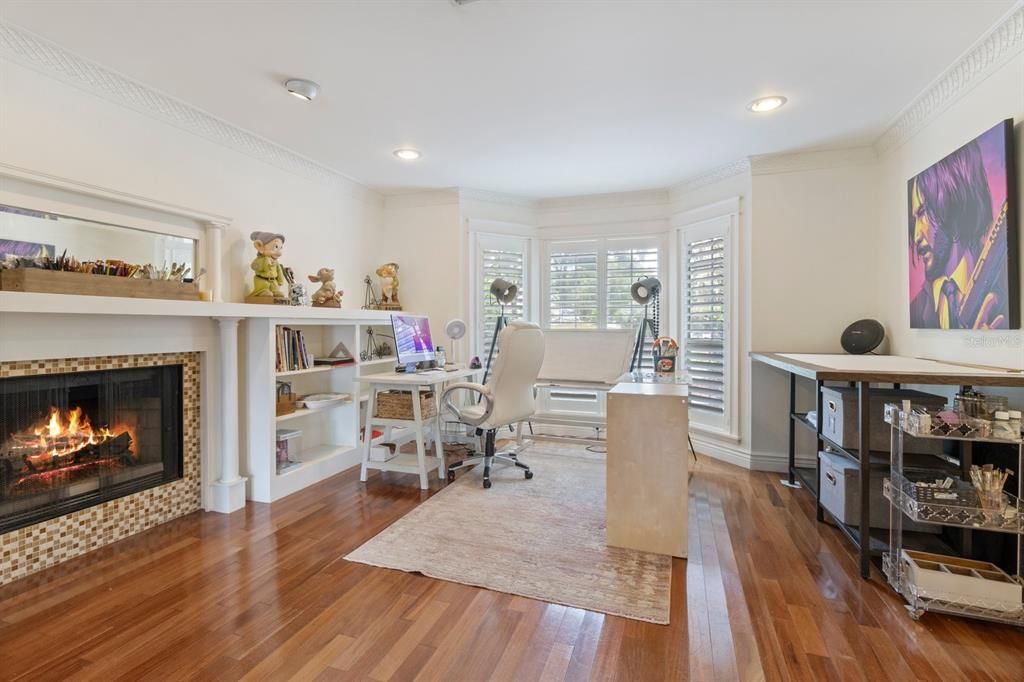 For Sale: $874,999 (4 beds, 3 baths, 4092 Square Feet)