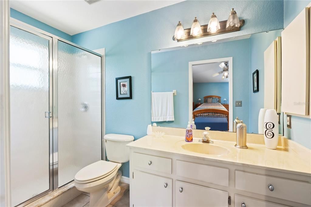 Active With Contract: $240,000 (3 beds, 2 baths, 1379 Square Feet)