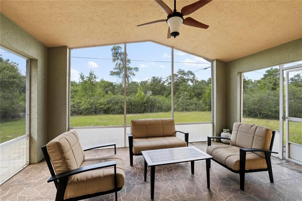 Active With Contract: $240,000 (3 beds, 2 baths, 1379 Square Feet)