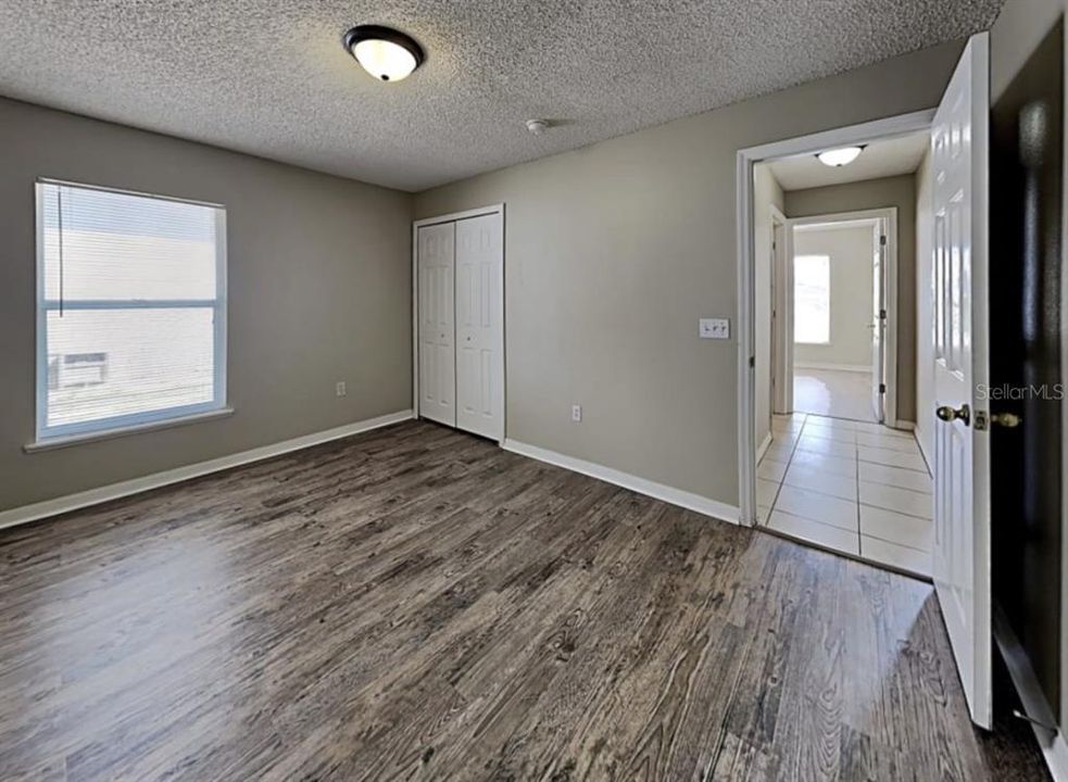 For Rent: $1,800 (4 beds, 2 baths, 1874 Square Feet)