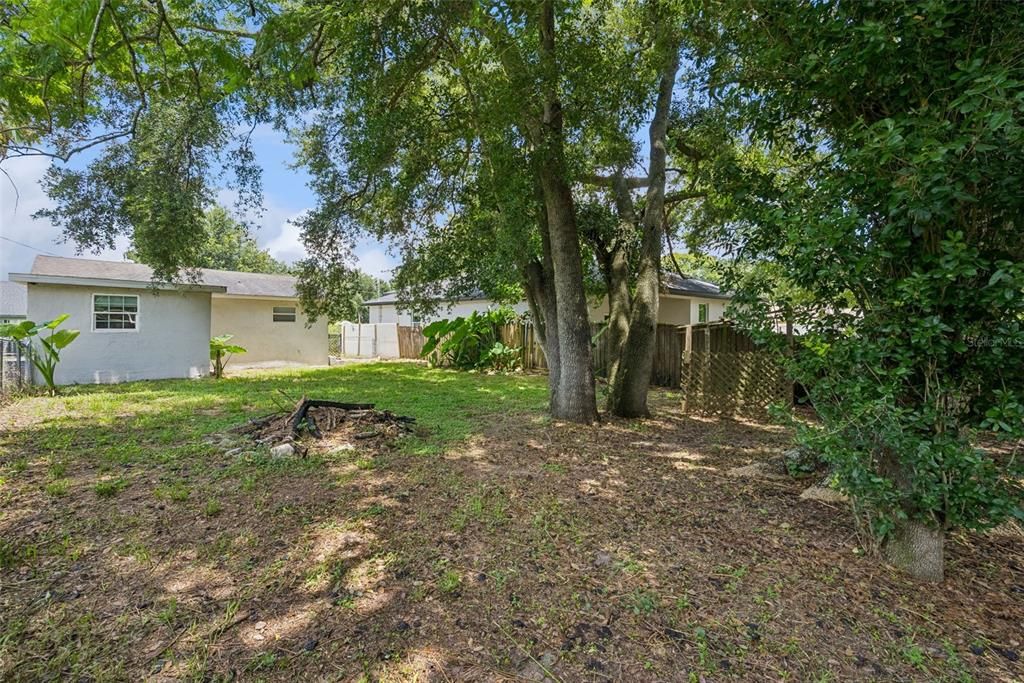 For Rent: $1,545 (2 beds, 1 baths, 954 Square Feet)